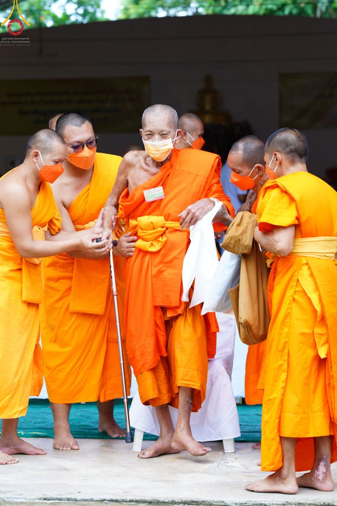 ภาพ No.50107:ประมวลภาพพิธีเจริญพระพุทธมนต์ ปีที่ 18 ณ ศูนย์อบรมเยาวชนผาสุกวนิช จ.ราชบุรี