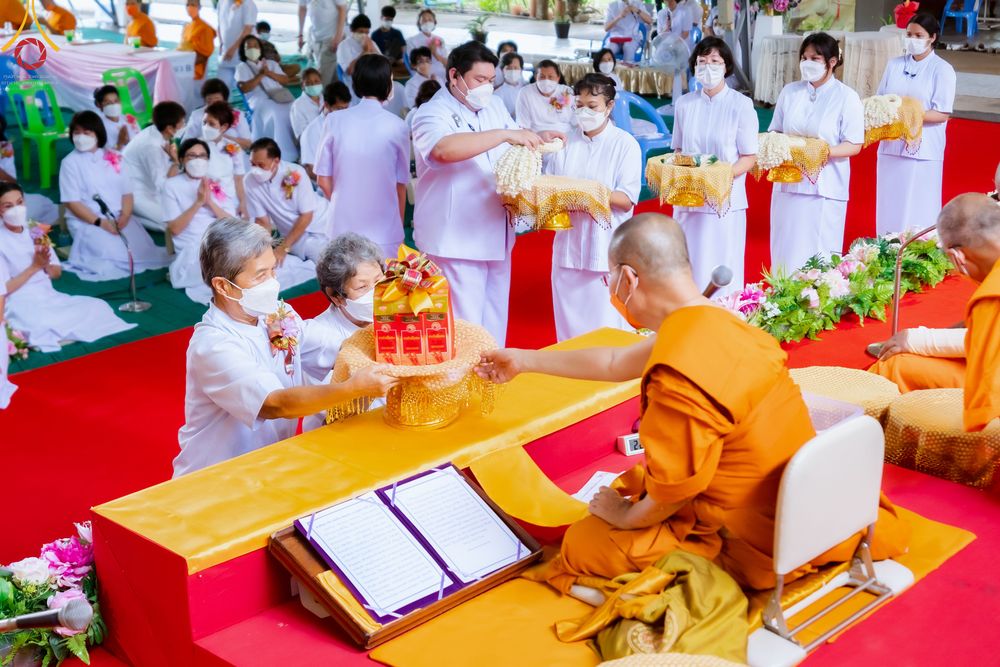 ภาพ No.50166:ประมวลภาพพิธีเจริญพระพุทธมนต์ ปีที่ 18 ณ ศูนย์อบรมเยาวชนผาสุกวนิช จ.ราชบุรี