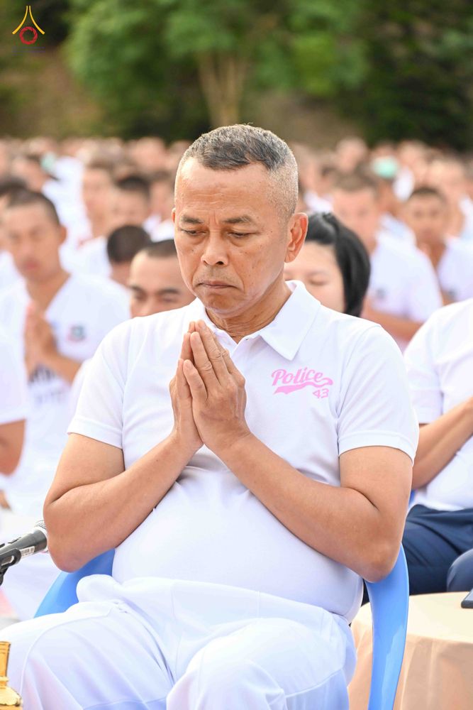 ภาพ No.340994:วันที่ 26 กรกฎาคม พ.ศ. 2569 โครงการพัฒนาคุณธรรม จริยธรรม สำหรับนักเรียนนายสิบตำรวจ (นสต.) รุ่นที่ 17 ศูนย์ฝึกอบรมตำรวจภูธรภาค 1 ได้จัดกิจกรรม ตักบาตรเพื่อน้อมอุทิศถวายเพื่อเป็นพระราชกุศลฯ  และปฏิบัติธรรม ติวธรรมมะ ณ ศูนย์ปฏิบัติธรรมเวิล์ดพีช วัลเล่ย์ (Wo