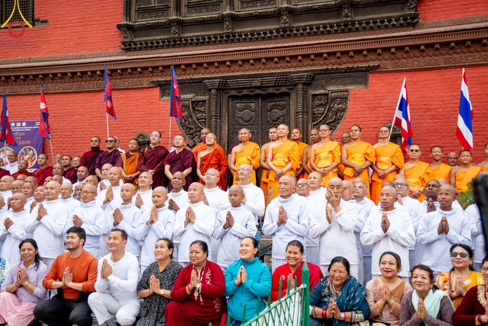 ภาพ No.313382:วันพุธที่ 11 มีนาคม พ.ศ. 2569 พิธีตัดปอยผมโครงการบรรพชาสามเณร  ณ วัดอเชศวร (Aksheswar Mahavihar) ประเทศเนปาล