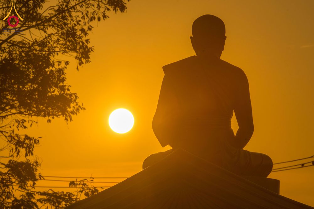 ภาพ No.294701:วันอาทิตย์ที่ 14 ธันวาคม พ.ศ.2568 พระธรรมยาตราปฏิบัติธรรมและถ่ายภาพหมู่ประวัติศาสตร์ ณ วัดสองพี่น้อง ต.ต้นตาล อ.สองพี่น้อง จ.สุพรรณบุรี ในโครงการธรรมยาตรา กตัญญูบูชา มหาปูชนียาจารย์ พระมงคลเทพมุนี(สด จนฺทสโร) พระผู้ปราบมาร อนุสรณ์สถาน 7 แห่ง ปีที่ 14