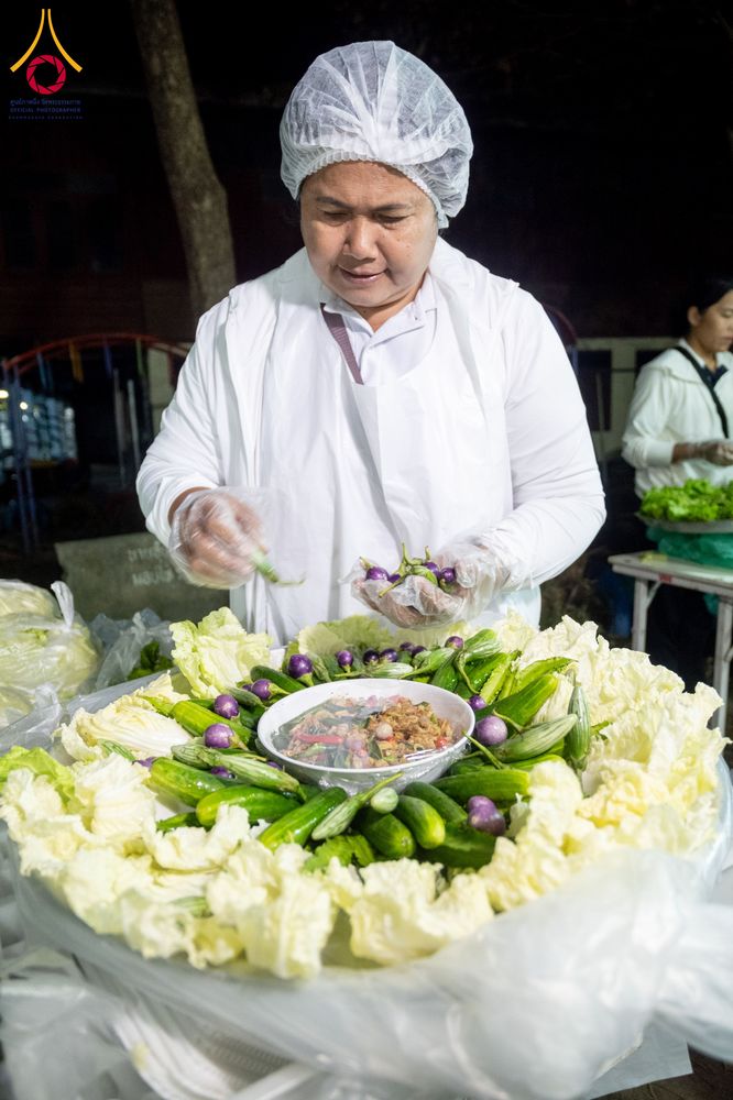 ภาพ No.293698:วันที่ 14 มกราคม พ.ศ. 2569  พิธีถวายภัตตาหารเป็นสังฆทาน แด่พระธรรมยาตรา  ณ วัดสองพี่น้อง ต.ต้นตาล อ.สองพี่น้อง จ.สุพรรณบุรี  ในโครงการธรรมยาตรา กตัญญูบูชา มหาปูชนียาจารย์  พระมงคลเทพมุนี(สด จนฺทสโร) พระผู้ปราบมาร  อนุสรณ์สถาน 7 แห่ง ปีที่ 14