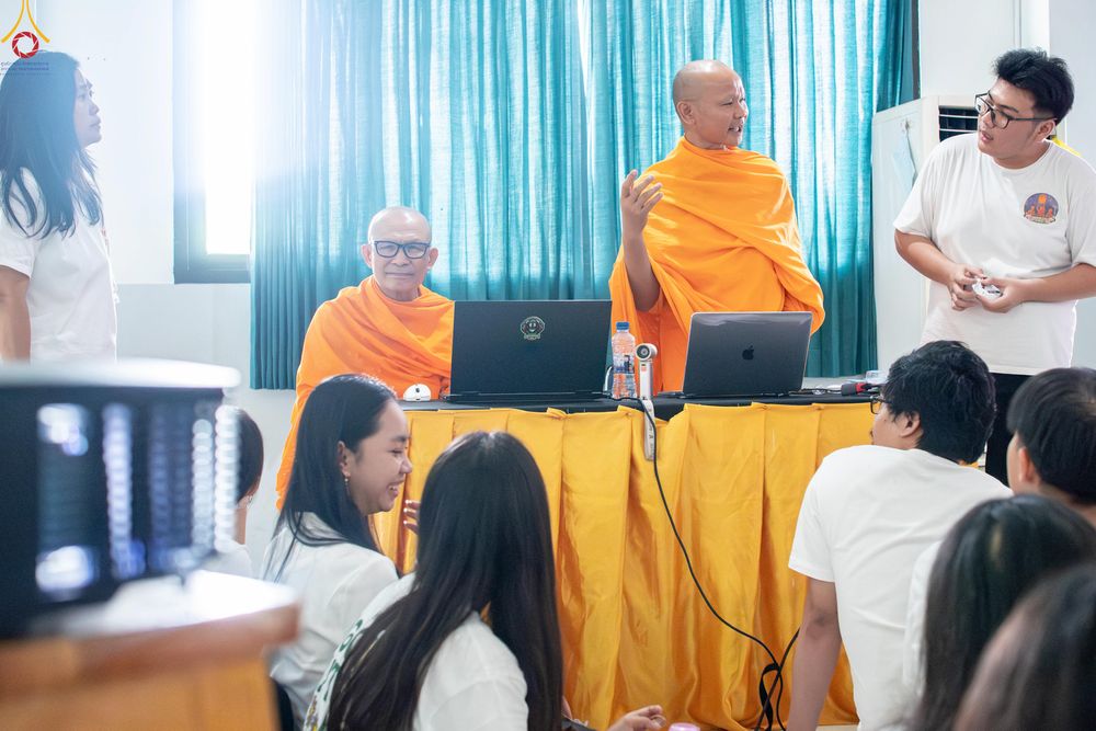 ภาพ No.329302:วันที่ 16 – 17 พฤษภาคม พ.ศ.2569 เตรียมงานจุดประทีปวิสาขบูชานานาชาติ  บุโรพุทโธ (Borobudur) ประเทศอินโดนีเซีย
