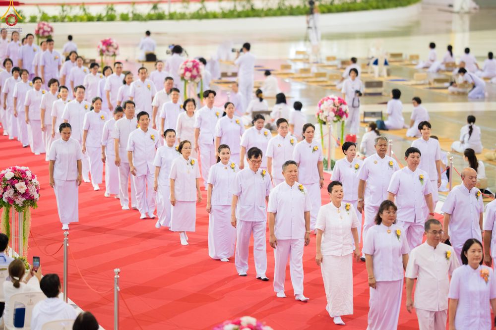 ภาพ No.342753:วันอาทิตย์ที่ 9 สิงหาคม พ.ศ.2569 พิธีจุดเทียนใจ ไฟนิรันดร์ อนันตชัย ณ รัตนบัลลังก์ วัดพระธรรมกาย