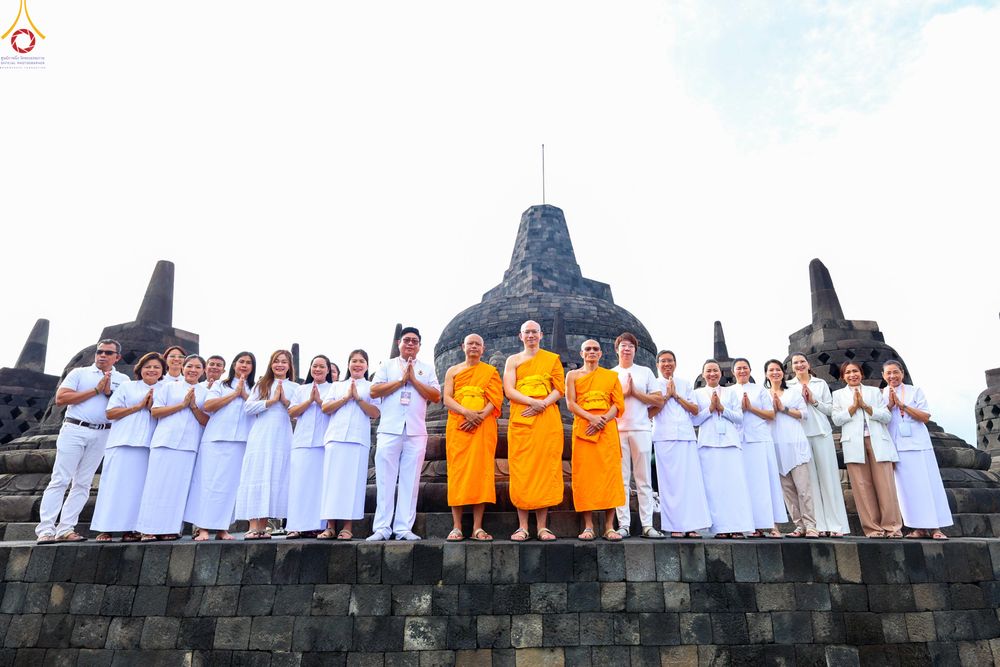 ภาพ No.331605:วันอาทิตย์ที่ 31 พฤษภาคม พ.ศ. 2569 เทศกาลวิสาขบูชานานาชาติ มหาเจดีย์บุโรพุทโธ (Borobudur) ในจังหวัดชวากลาง ประเทศอินโดนีเซีย