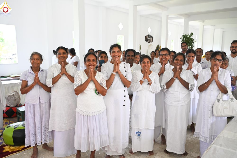 ภาพ No.284331:วันที่ 28 ตุลาคม พ.ศ.2568 กฐินสมทบต่างประเทศ โดยคณะศิษยานุศิษย์ บูชาธรรม 81 ปี หลวงพ่อธัมมชโย ณ วัดศรีสุคตาราม บาลังโกด้า ศรีลังกา