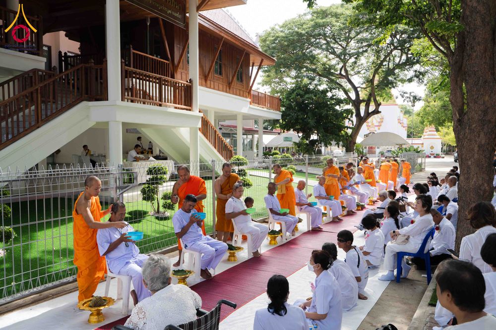 ภาพ No.341264:วันอาทิตย์ที่ 26 กรกฎาคม พ.ศ. 2569 ​โครงการอุปสมบทหมู่บูชาธรรมมหาปูชนียาจารย์ รุ่นที่ ๑ วัดกลางธนรินทร์ ต.บ้านแป้ง อ.พรหมบุรี จ.สิงห์บุรี