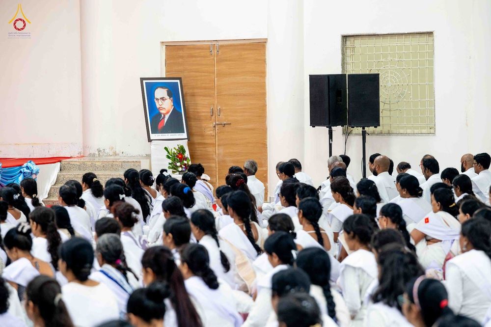 ภาพ No.347211:วันที่ 3–4 กันยายน พ.ศ. 2569 ฟังธรรม-ปฏิบัติธรรมในโครงการบวชอุบาสก–อุบาสิกาแก้ว ณ วัดพุทธสันติวัน ธรรมชัย เมืองนาคปูร์ ประเทศอินเดีย