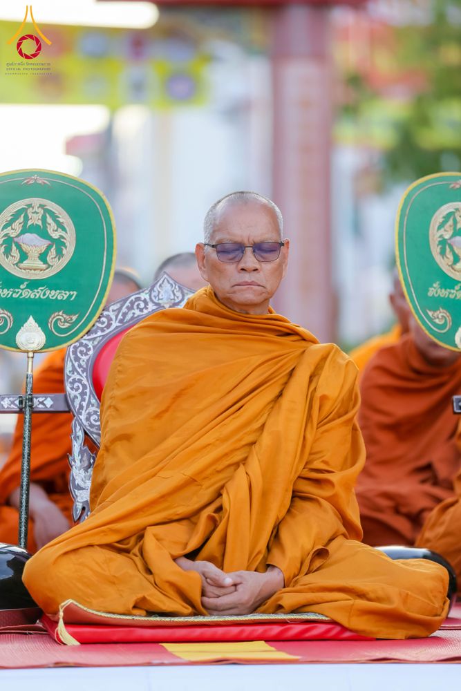 ภาพ No.313908:วันอาทิตย์ที่ 14 มีนาคม พ.ศ. 2569 ทำบุญเมืองหาดใหญ่ตักบาตรพระ 1,109 รูป เติมบุญใหญ่ หลังวิกฤตมหาอุทกภัย ณ ซุ้มประตูไชน่าทาวน์ ถนนศุภสารรังสรรค์ อ.หาดใหญ่ จ.สงขลา