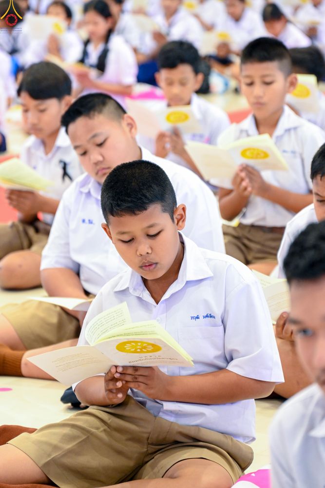 ภาพ No.283925:วันที่ 18 พฤศจิกายน พ.ศ. 2568 พิธีทอดกฐินสามัคคีทั่วไทย 30,000 วัด  โดยคณะศิษยานุศิษย์ บูชาธรรม 81 ปี  หลวงพ่อธัมมชโย  ณ วัดสวายสอ จ.บุรีรัมย์