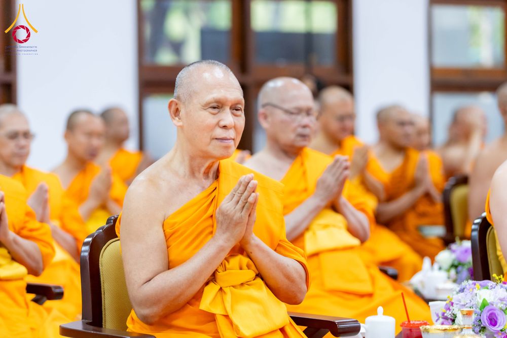 ภาพ No.316211:วันเสาร์ที่ 28 มีนาคม พ.ศ. 2569 พิธีบำเพ็ญกุศล คุณพ่อณรงค์ จินตมากุล  สิริอายุ 99 ปี 11 เดือน โยมบิดา พระครูปลัดรัตนวีรวัฒน์ (รังสฤษดิ์ อิทฺธิจินตโก) ที่ปรึกษาเจ้าคณะจังหวัดปทุมธานี เจ้าอาวาสวัดพระธรรมกาย  ณ ห้องปลูกศรัทธา 2 วัดพระธรรมกาย ปทุมธานี