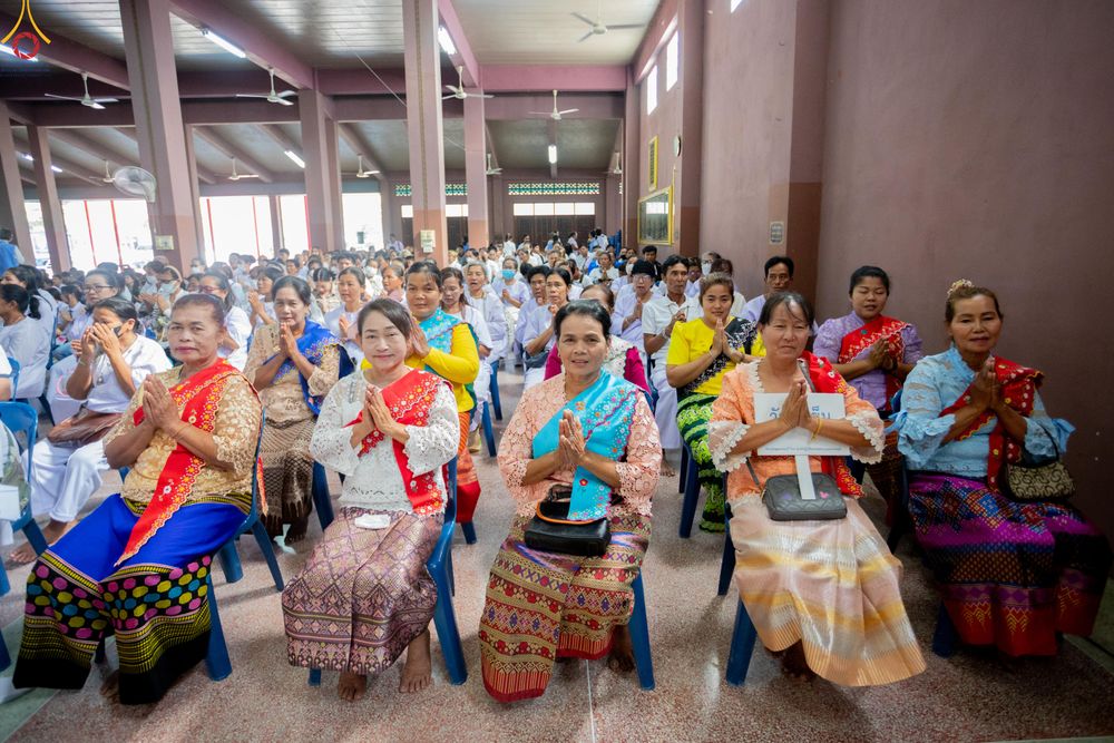 ภาพ No.288525:วันที่ 5 มกราคม พ.ศ. 2569 พิธีทอดผ้าป่าทำนุบำรุงศาสนสถาน ณ วัดอัมพวัน ต.สองพี่น้อง อ.สองพี่น้อง จ.สุพรรณบุรี ในโครงการธรรมยาตรา กตัญญูบูชา มหาปูชนียาจารย์ พระมงคลเทพมุนี(สด จนฺทสโร) พระผู้ปราบมาร อนุสรณ์สถาน 7 แห่ง ปีที่ 14