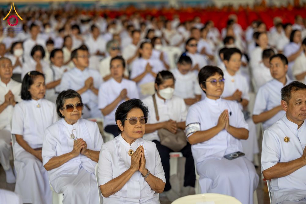 ภาพ No.316486:วันอาทิตย์ที่ 29 มีนาคม พ.ศ. 2569 พิธีทอดผ้าบังสุกุลและพิธีชำระร่าง โยมพ่อณรงค์ จินตมากุล  สิริอายุ 99 ปี 11 เดือน โยมบิดา พระครูปลัดรัตนวีรวัฒน์ (รังสฤษดิ์ อิทฺธิจินตโก) ที่ปรึกษาเจ้าคณะจังหวัดปทุมธานี เจ้าอาวาสวัดพระธรรมกาย  ณ ฌาปนสถานชั่วคราว ทางเข้า 