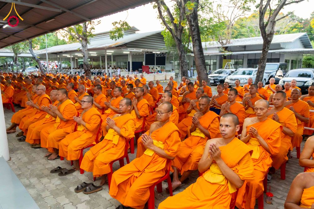 ภาพ No.316111:วันศุกร์ที่ 27 มีนาคม พ.ศ. 2569 พิธีบำเพ็ญกุศล คุณพ่อณรงค์ จินตมากุล  สิริอายุ 99 ปี 11 เดือน โยมบิดา พระครูปลัดรัตนวีรวัฒน์ (รังสฤษดิ์ อิทฺธิจินตโก) ที่ปรึกษาเจ้าคณะจังหวัดปทุมธานี เจ้าอาวาสวัดพระธรรมกาย  ณ ห้องปลูกศรัทธา 2 วัดพระธรรมกาย ปทุมธานี