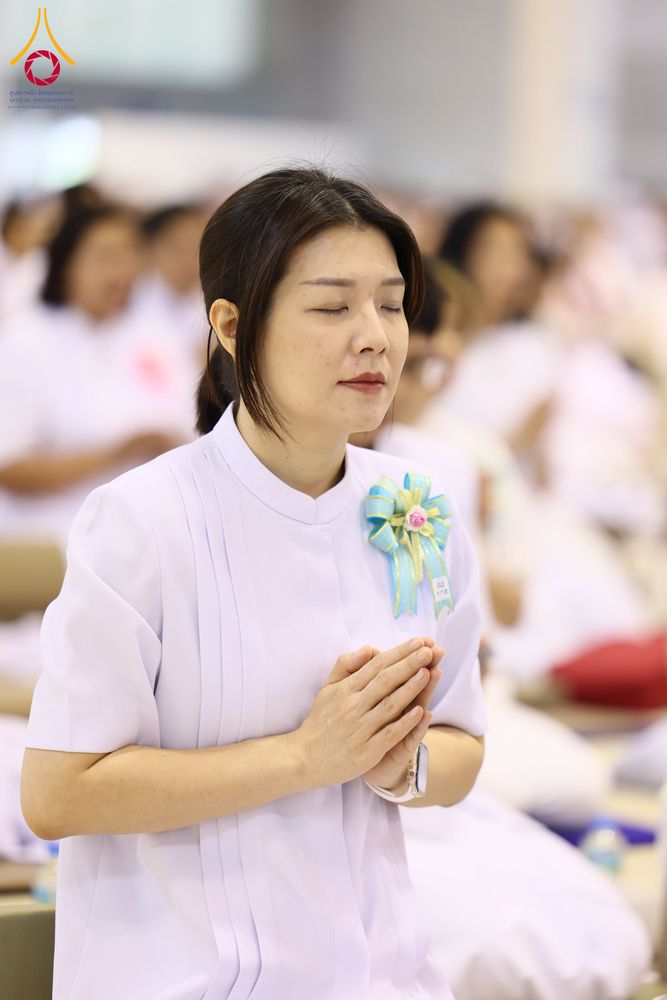 ภาพ No.318323:วันอาทิตย์ต้นเดือนที่ 5 เมษายน พ.ศ.2569 พิธีบูชาข้าวพระ ณ สภาธรรมกายสากล วัดพระธรรมกาย