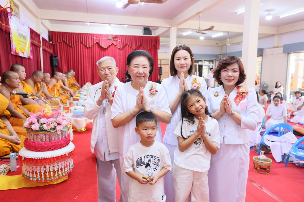 ภาพ No.291599:วันที่ 9 มกราคม พ.ศ. 2569 พิธีทอดผ้าป่าทำนุบำรุงศาสนสถาน ณ วัดเทพพล แขวงบางพรม เขตตลิ่งชัน กรุงเทพมหานคร ในโครงการธรรมยาตรา กตัญญูบูชา มหาปูชนียาจารย์ พระมงคลเทพมุนี(สด จนฺทสโร) พระผู้ปราบมาร อนุสรณ์สถาน 7 แห่ง ปีที่ 14