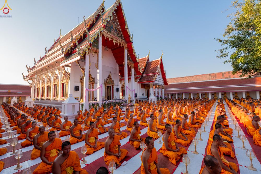 ภาพ No.293900:วันที่ 14 มกราคม พ.ศ. 2569 พิธีจุดประทีปถวายเป็นพุทธบูชา และบูชาธรรมมหาปูชนียาจารย์  ณ วัดสองพี่น้อง ต.ต้นตาล อ.สองพี่น้อง จ.สุพรรณบุรี ในโครงการธรรมยาตรา กตัญญูบูชา มหาปูชนียาจารย์ พระมงคลเทพมุนี(สด จนฺทสโร) พระผู้ปราบมาร อนุสรณ์สถาน 7 แห่ง ปีที่ 14