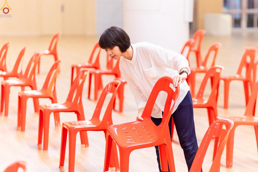 ภาพ No.322774:วันที่ 15-18 เมษายน พ.ศ.2569 การเเตรียมโต๊ะฉัน , เตรียมจุดพักค้าง , เรียงเก้าอี้ , เรียงกล่องไทยธรรม  เพื่องานถวายมหาสังฆทาน 40,000 กว่าวัดทั่วประเทศ วันคุ้มครองโลก 22 เมษายน พ.ศ.2569 วัดพระธรรมกาย