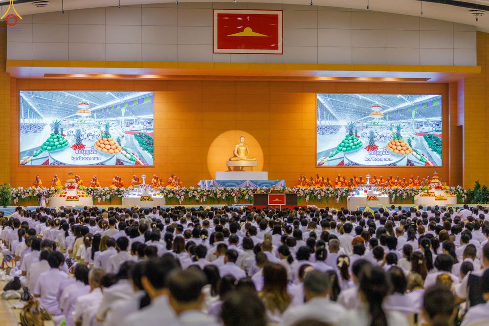ภาพ No.337882:วันอาทิตย์ต้นเดือน 5 กรกฎาคม พ.ศ.2569 พิธีบูชาข้าวพระ ณ สภาธรรมกายสากล วัดพระธรรมกาย