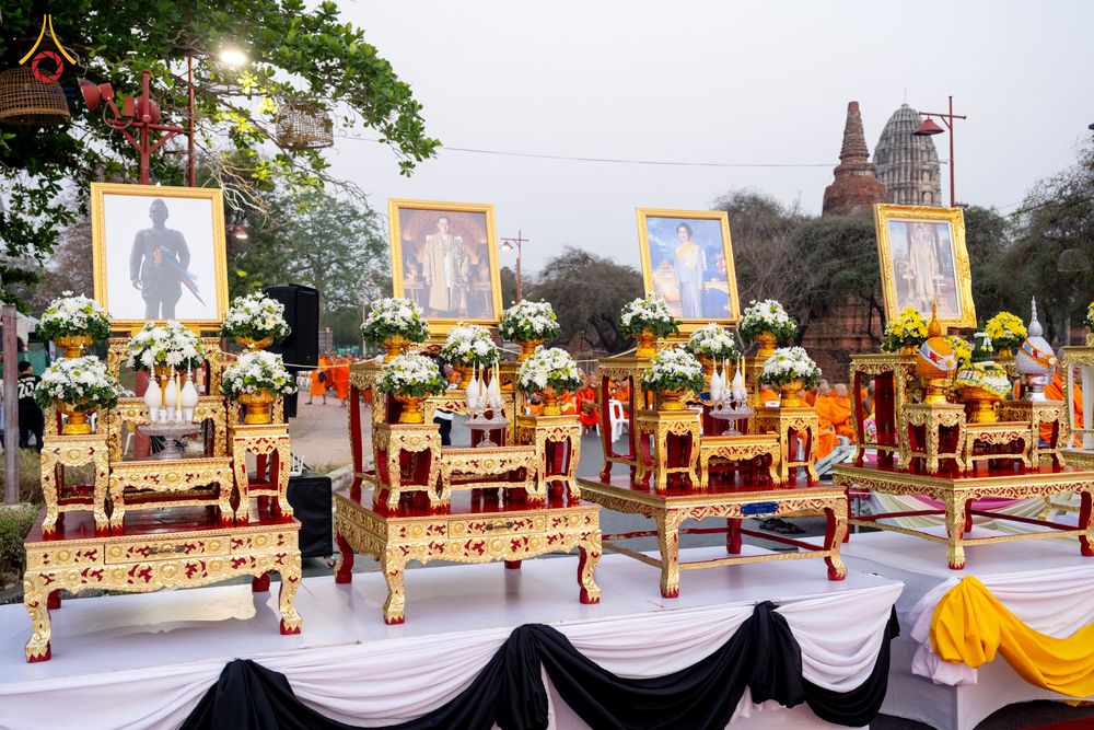 ภาพ No.318018:วันเสาร์ที่ 4 เมษายน พ.ศ. 2569 งานทำบุญเมืองใจกลางอยุธยา  ตักบาตรพระ 1,109 รูป ณ ถนนชีกุน หน้าวัดมหาธาตุ และวัดราชบูรณะ