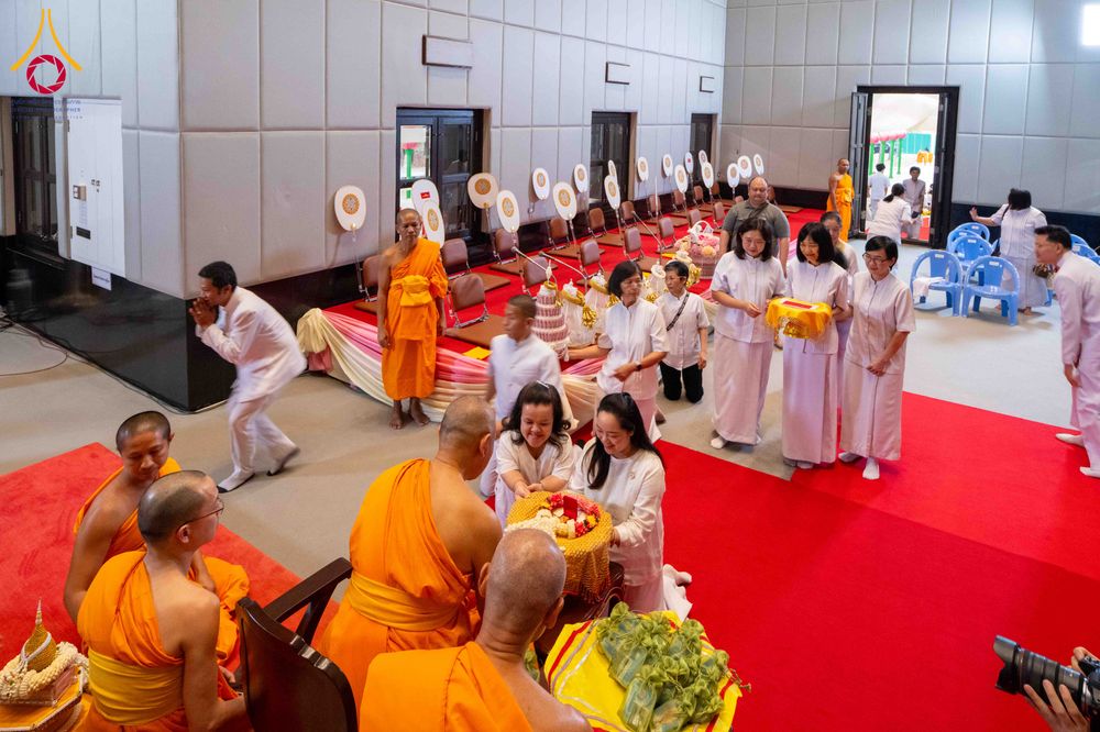 ภาพ No.309036:วันอาทิตย์ที่ 8 กุมภาพันธ์ พ.ศ. 2569  พิธีต้อนรับพระบัญชาสมเด็จพระสังฆราช แต่งตั้ง  “พระครูปลัดรัตนวีรวัฒน์” (รังสฤษดิ์ อิทฺธิจินฺตโก) เจ้าอาวาสวัดพระธรรมกาย ให้ดำรงตำแหน่ง “ที่ปรึกษาเจ้าคณะจังหวัดปทุมธานี”