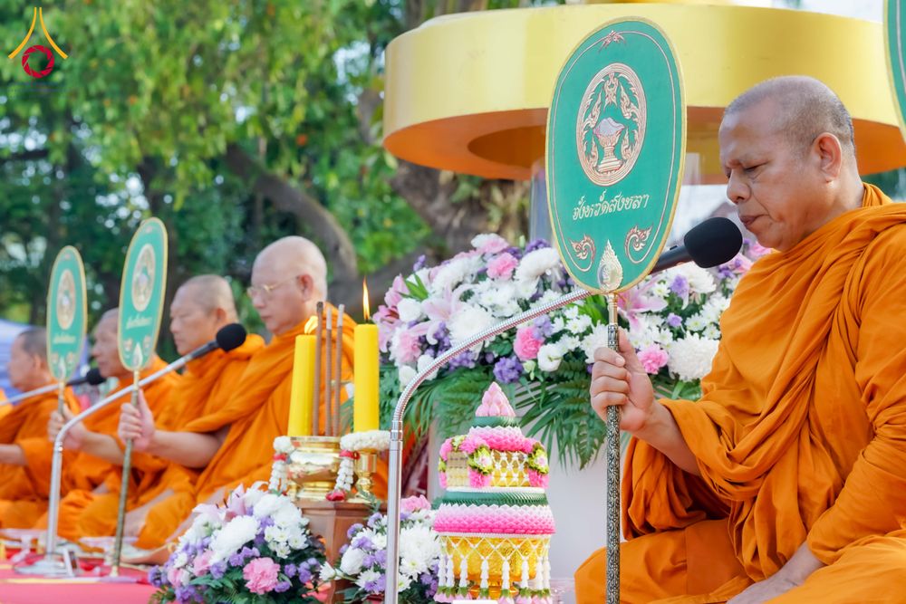 ภาพ No.313945:วันอาทิตย์ที่ 14 มีนาคม พ.ศ. 2569 ทำบุญเมืองหาดใหญ่ตักบาตรพระ 1,109 รูป เติมบุญใหญ่ หลังวิกฤตมหาอุทกภัย ณ ซุ้มประตูไชน่าทาวน์ ถนนศุภสารรังสรรค์ อ.หาดใหญ่ จ.สงขลา