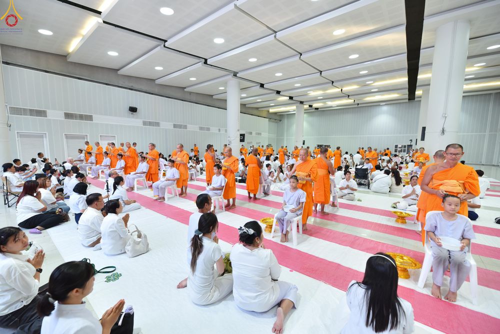 ภาพ No.316849:วันเสาร์ที่ 28 มีนาคม พ.ศ.2569 พิธีปลงผมนาคธรรมทายาท โครงการสามเณรยุวธรรมทายาท รุ่นที่ 34 โครงการสามเณรมัชฌิมธรรมทายาท รุ่นที่ 30 ณ มหารัตนวิหารคด 13 วัดพระธรรมกาย