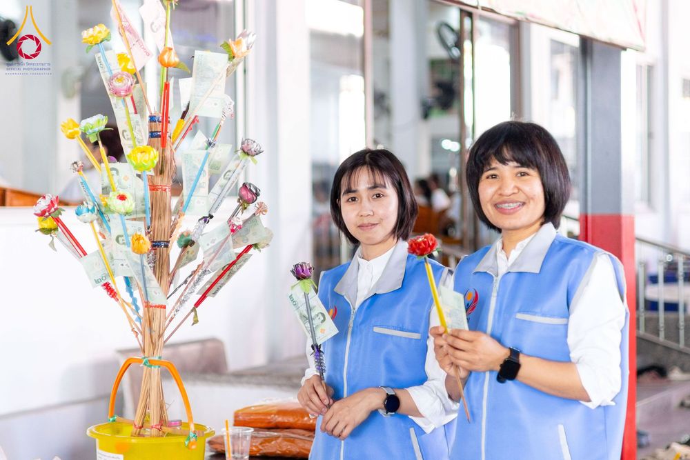 ภาพ No.305085:วันที่ 28 มกราคม พ.ศ. 2569 พิธีทอดผ้าป่าทำนุบำรุงศาสนสถาน ณ วัดเกิดการอุดม อ.คลองหลวง จ.ปทุมธานี ในโครงการธรรมยาตรา กตัญญูบูชา มหาปูชนียาจารย์ พระมงคลเทพมุนี(สด จนฺทสโร) พระผู้ปราบมาร อนุสรณ์สถาน 7 แห่ง ปีที่ 14