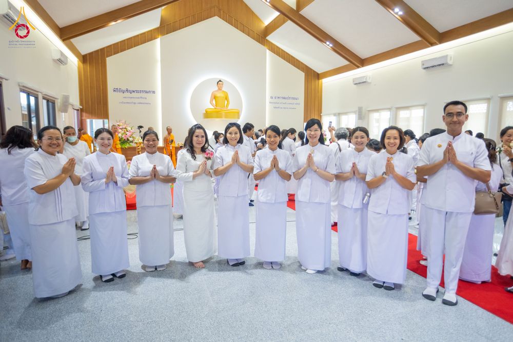 ภาพ No.336323:วันจันทร์ที่ 22 มิถุนายน พ.ศ.2569 พิธีอัญเชิญพระธรรมกาย และบรรจุพระบรมสารีริกธาตุ  ภายในเกศดอกบัวตูม องค์พระประธาน ณ อาคารสมปรารถนา วัดกลางธนรินทร์ ต.บ้านแป้ง อ.พรหมบุรี จ.สิงห์บุรี