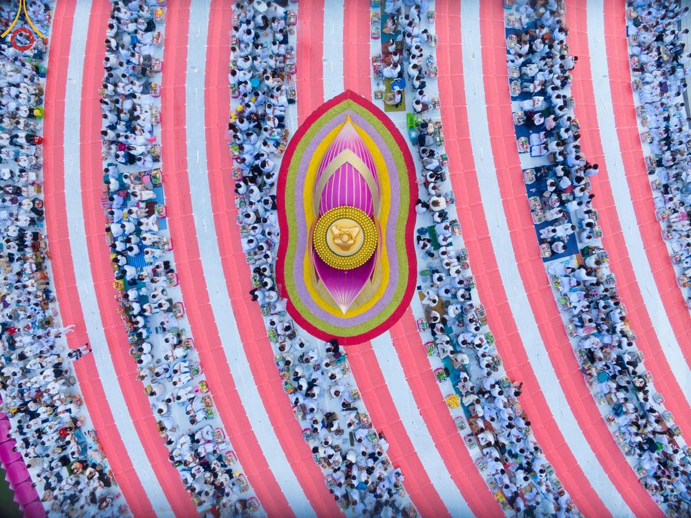 ภาพ No.118586:พิธีตักบาตรพระธรรมยาตรา ปีที่ 12 ณ อนุสรณ์สถานลำดับที่ 5 สถานที่เผยแผ่วิชชาธรรมกายครั้งแรก อนุสรณ์สถานบางปลา จ.นครปฐม วันที่ 25 มกราคม พ.ศ. 2567