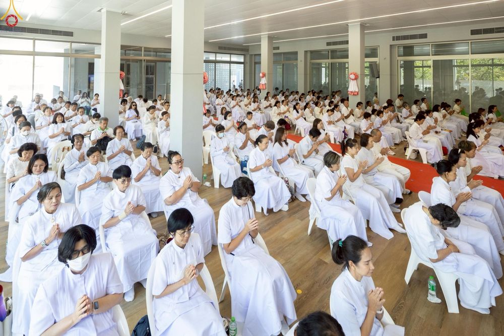 ภาพ No.249303:วันที่ 20 กันยายน พ.ศ. 2568 พิธีประดิษฐานรูปหล่อหลวงปู่วัดปากน้ำ ภาษีเจริญ ณ วิหารพระมงคลเทพมุนี (สด จนฺทสโร) ศูนย์ปฏิบัติธรรมภูเก็ต จ.ภูเก็ต