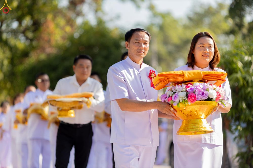 ภาพ No.288505:วันที่ 5 มกราคม พ.ศ. 2569 พิธีทอดผ้าป่าทำนุบำรุงศาสนสถาน ณ วัดอัมพวัน ต.สองพี่น้อง อ.สองพี่น้อง จ.สุพรรณบุรี ในโครงการธรรมยาตรา กตัญญูบูชา มหาปูชนียาจารย์ พระมงคลเทพมุนี(สด จนฺทสโร) พระผู้ปราบมาร อนุสรณ์สถาน 7 แห่ง ปีที่ 14