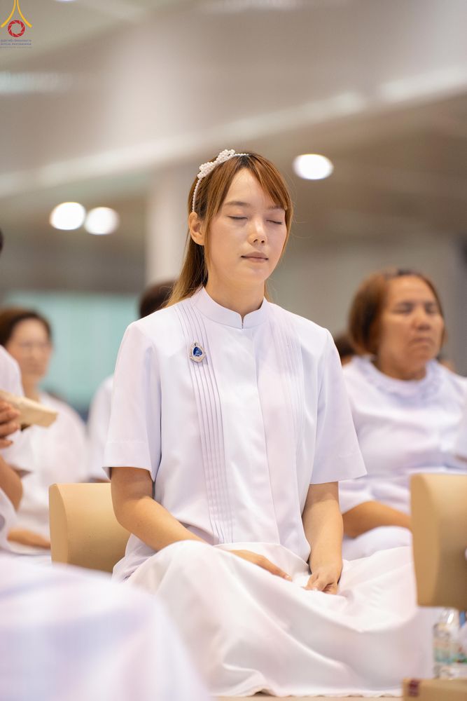 ภาพ No.337854:วันอาทิตย์ต้นเดือน 5 กรกฎาคม พ.ศ.2569 พิธีบูชาข้าวพระ ณ สภาธรรมกายสากล วัดพระธรรมกาย