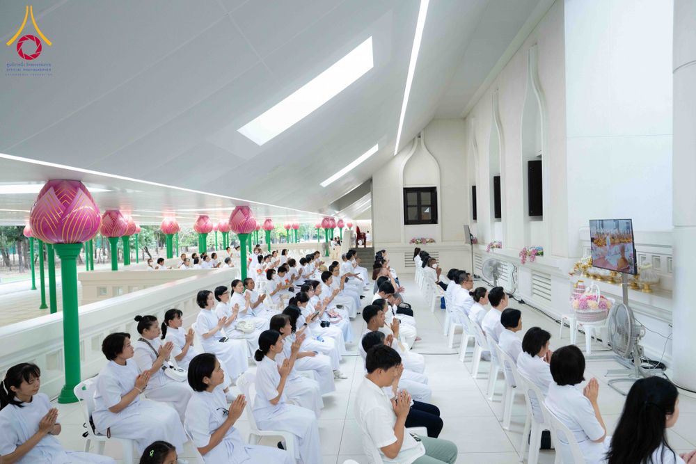 ภาพ No.309009:วันอาทิตย์ที่ 8 กุมภาพันธ์ พ.ศ. 2569  พิธีต้อนรับพระบัญชาสมเด็จพระสังฆราช แต่งตั้ง  “พระครูปลัดรัตนวีรวัฒน์” (รังสฤษดิ์ อิทฺธิจินฺตโก) เจ้าอาวาสวัดพระธรรมกาย ให้ดำรงตำแหน่ง “ที่ปรึกษาเจ้าคณะจังหวัดปทุมธานี”