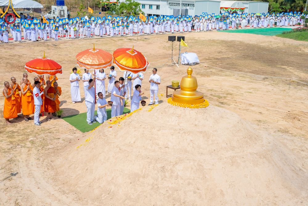 ภาพ No.310927:วันอาทิตย์ที่ 22 กุมภาพันธ์ พ.ศ. 2569 พิธีประดิษฐานพระประธาน “พระธรรมกาย” ณ ธุดงคสถานอำนาจเจริญ จังหวัดอำนาจเจริญ