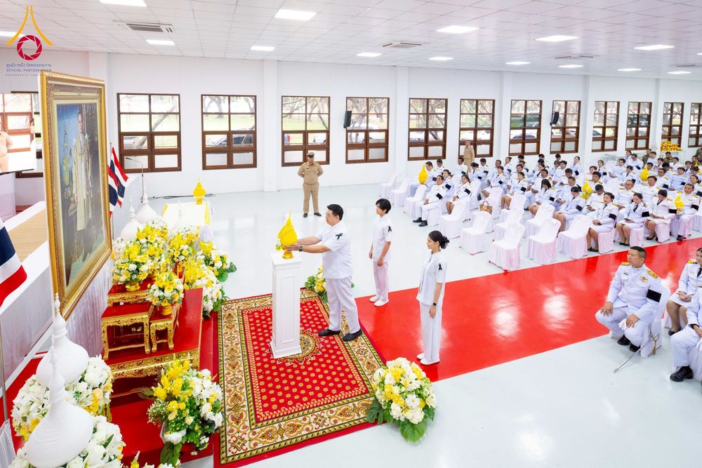 ภาพ No.276038:วันที่ 5 ธันวาคม พ.ศ. 2568 พสกนิกรอำเภอคลองหลวง พร้อมใจบำเพ็ญกุศลอุทิศถวาย “ในหลวงรัชกาลที่ 9” น้อมรำลึกในพระมหากรุณาธิคุณ เนื่องในวันคล้ายวันพระบรมราชสมภพ วันชาติ และวันพ่อแห่งชาติ ณ อาคารปลูกศรัทธา 2 วัดพระธรรมกาย อำเภอคลองหลวง จังหวัดปทุมธานี