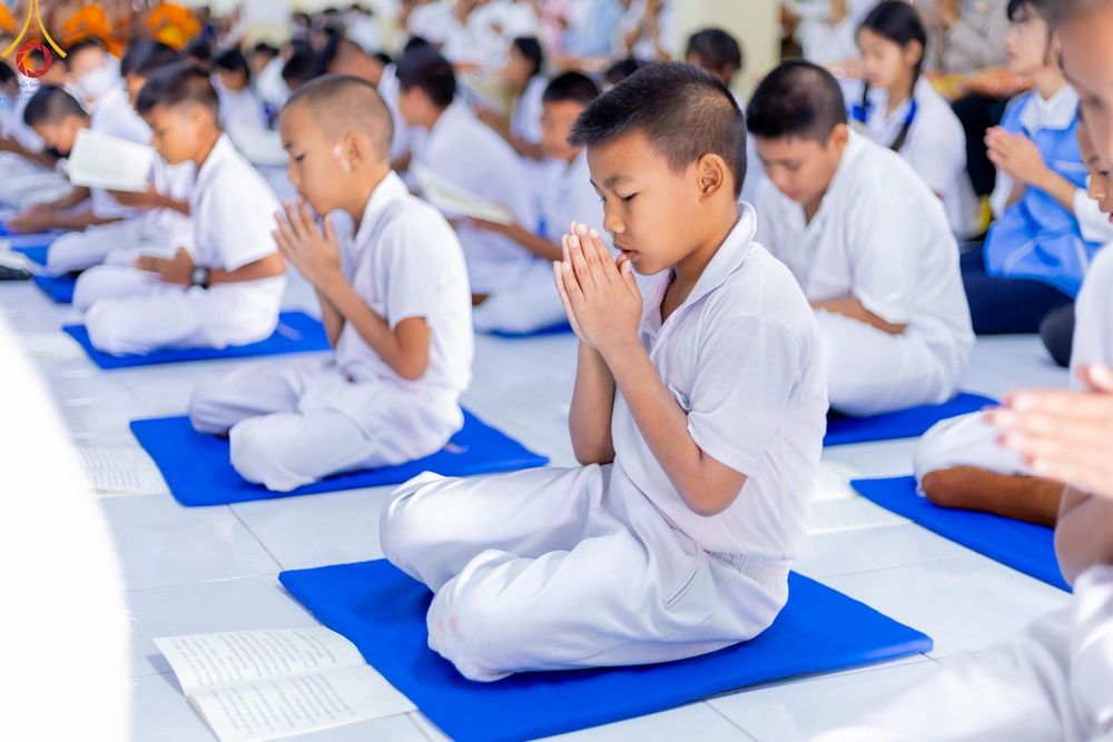 ภาพ No.195079:พิธีทอดผ้าป่าทำนุบำรุงศาสนสถาน ณ วัดไผ่โรงวัว ต.บางตาเถร อ.สองพี่น้อง จ.สุพรรณบุรี ในโครงการธรรมยาตรา กตัญญูบูชา มหาปูชนียาจารย์ พระมงคลเทพมุนี(สด จนฺทสโร) พระผู้ปราบมาร อนุสรณ์สถาน 7 แห่ง ปีที่ 13 วันที่ 13 มกราคม พ.ศ. 2568