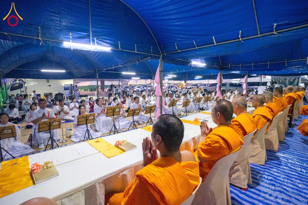 ภาพ No.191797:พิธีถวายภัตตาหารเป็นสังฆทาน แด่พระธรรมยาตรา ณ อนุสรณ์สถานคลองบางนางแท่น อ.สามพราน จ.นครปฐม ในโครงการธรรมยาตรา กตัญญูบูชา มหาปูชนียาจารย์ พระมงคลเทพมุนี(สด จนฺทสโร) พระผู้ปราบมาร อนุสรณ์สถาน 7 แห่ง ปีที่ 13 วันที่ 9 มกราคม พ.ศ. 2568