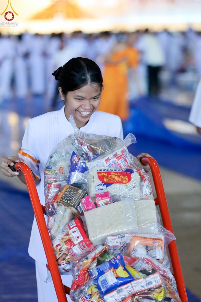 ภาพ No.158551:V.46 อาสาสมัครและเจ้าหน้าที่ทุกสถานะ ร่วมแรงร่วมใจรับบุญเตรียมงาน เก็บงาน งานบุญในเดือนกันยายน พ.ศ. 2567 ณ วัดพระธรรมกาย