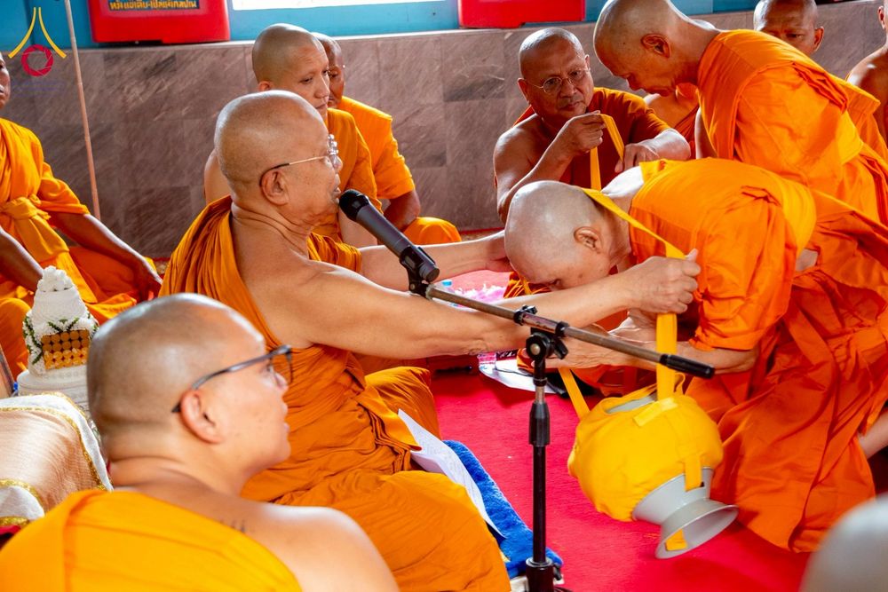 ภาพ No.276390:วันศุกร์ที่ 5 ธันวาคม 2568 (วันพ่อแห่งชาติ) พิธีบรรพชาอุปสมบทหมู่ธรรมทายาท จำนวน 14 รูป โครงการบรรพชาอุปสมบทหมู่ รุ่นบูชาธรรมมหาปูชนียาจารย์ ประจำปี 2568  ณ ศูนย์อบรมเยาวชนบางปะหัน จังหวัดพระนครศรีอยุธยา