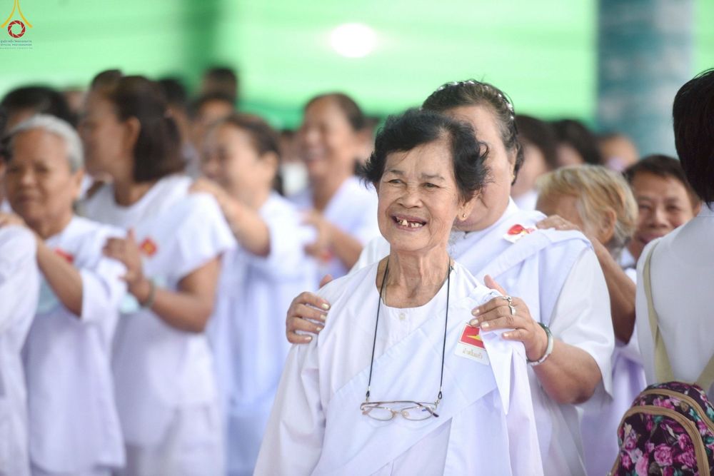 ภาพ No.249002:วันที่ 26-28 กันยายน พ.ศ. 2568 โครงการอบรมอุบาสกแก้ว อุบาสิกาแก้ว รุ่นที่ 3 ตัวแทนทอดกฐินสามัคคีทั่วไทย 30,000 วัด  ณ ศูนย์ปฏิบัติธรรมวิหารแดง อ.วิหารแดง จ.สระบุรี