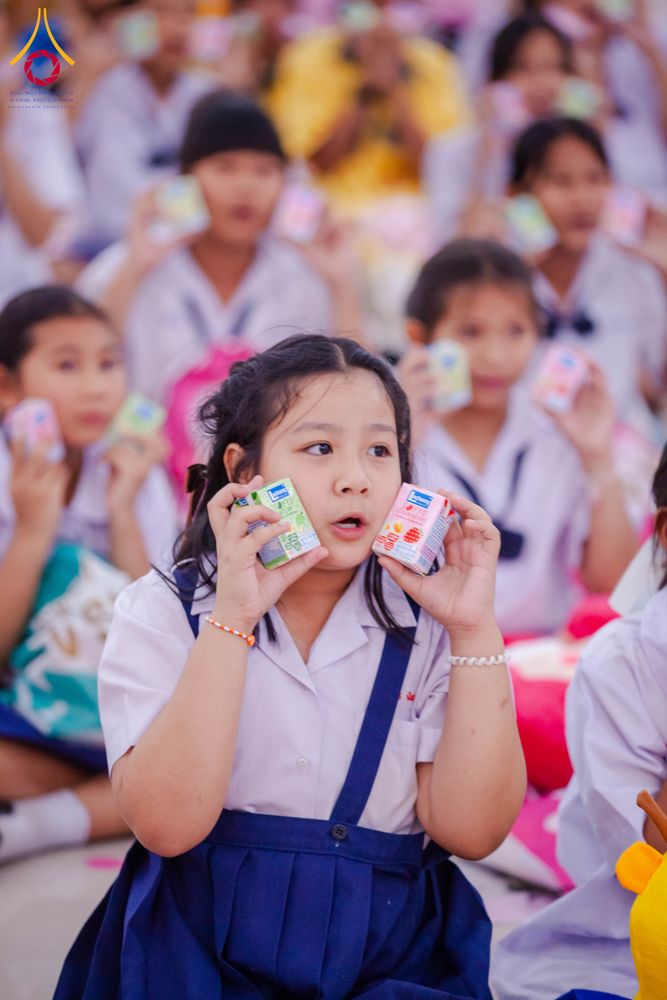 ภาพ No.282061:วันศุกร์ที่ 19 ธันวาคม พ.ศ. 2568 พิธีมอบโล่และใบประกาศเกียรติคุณ โครงการเจริญพระพุทธมนต์ธัมมจักกัปปวัตตนสูตร และวันรวมพลังเด็กดีV-Star ดาวแห่งความดี ผู้นำฟื้นฟูศีลธรรมโลกจังหวัดสระบุรี ณ ศูนย์ปฏิบัติธรรมสระบุรี