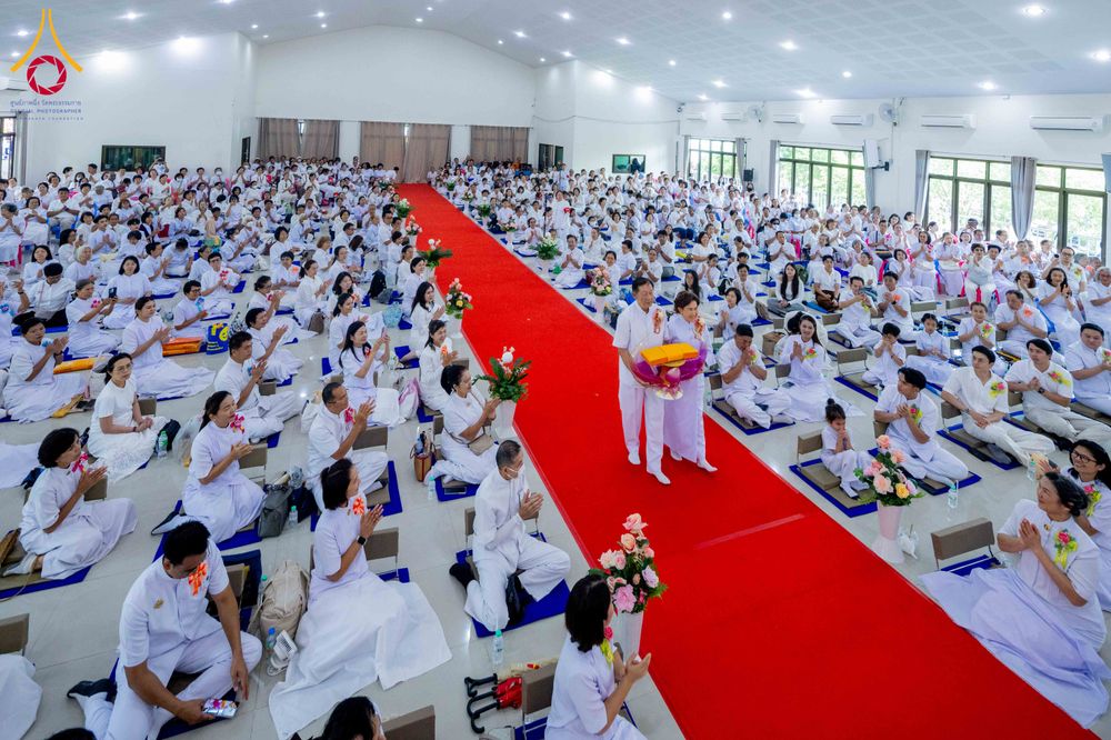 ภาพ No.342026:วันอาทิตย์ที่ 26 กรกฎาคม พ.ศ.2569 พิธีทอดผ้าป่า กลั่นแผ่นดิน โปรยรัตนชาติ   และเทคอนกรีต เสาเข็มเจาะมหามงคลแห่งแรก   สถาปนาองค์พระเจดีย์เพื่อสร้างสันติภาพโลก ณ ศูนย์ปฏิบัติธรรมสระบุรี อ.พระพุทธบาท จ.สระบุรี