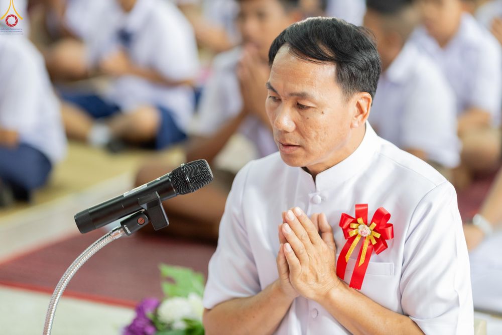 ภาพ No.288548:วันที่ 5 มกราคม พ.ศ. 2569 พิธีทอดผ้าป่าทำนุบำรุงศาสนสถาน ณ วัดอัมพวัน ต.สองพี่น้อง อ.สองพี่น้อง จ.สุพรรณบุรี ในโครงการธรรมยาตรา กตัญญูบูชา มหาปูชนียาจารย์ พระมงคลเทพมุนี(สด จนฺทสโร) พระผู้ปราบมาร อนุสรณ์สถาน 7 แห่ง ปีที่ 14