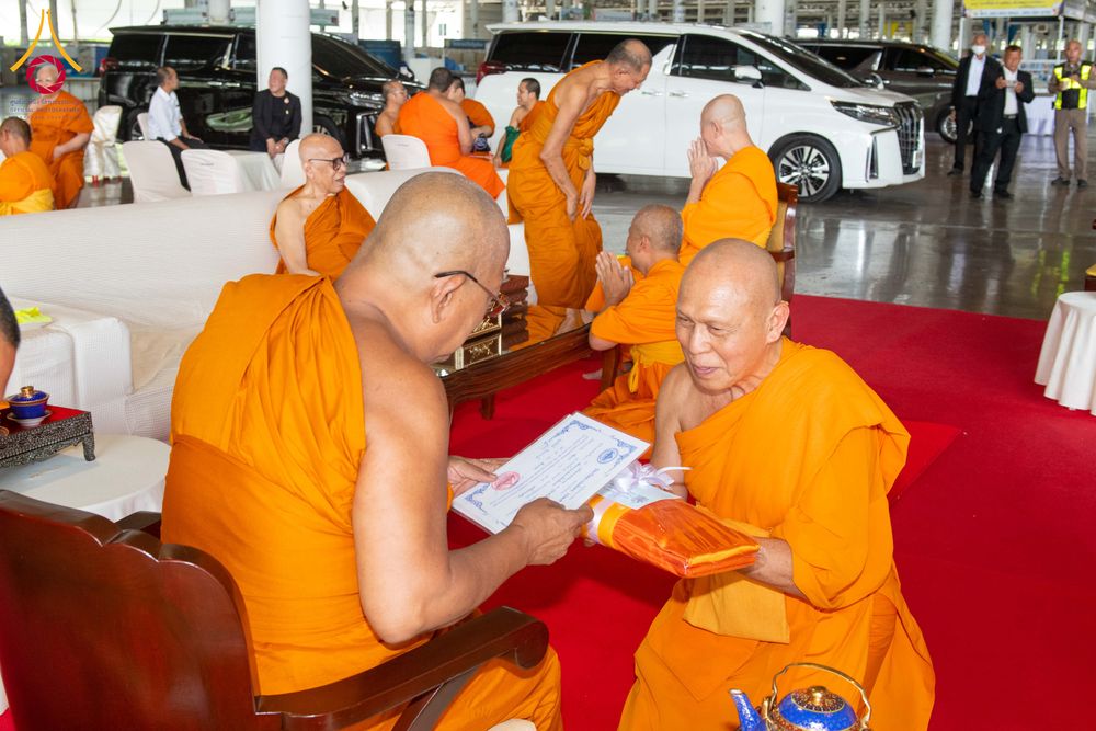 ภาพ No.316462:วันอาทิตย์ที่ 29 มีนาคม พ.ศ. 2569 พิธีทอดผ้าบังสุกุลและพิธีชำระร่าง โยมพ่อณรงค์ จินตมากุล  สิริอายุ 99 ปี 11 เดือน โยมบิดา พระครูปลัดรัตนวีรวัฒน์ (รังสฤษดิ์ อิทฺธิจินตโก) ที่ปรึกษาเจ้าคณะจังหวัดปทุมธานี เจ้าอาวาสวัดพระธรรมกาย  ณ ฌาปนสถานชั่วคราว ทางเข้า 