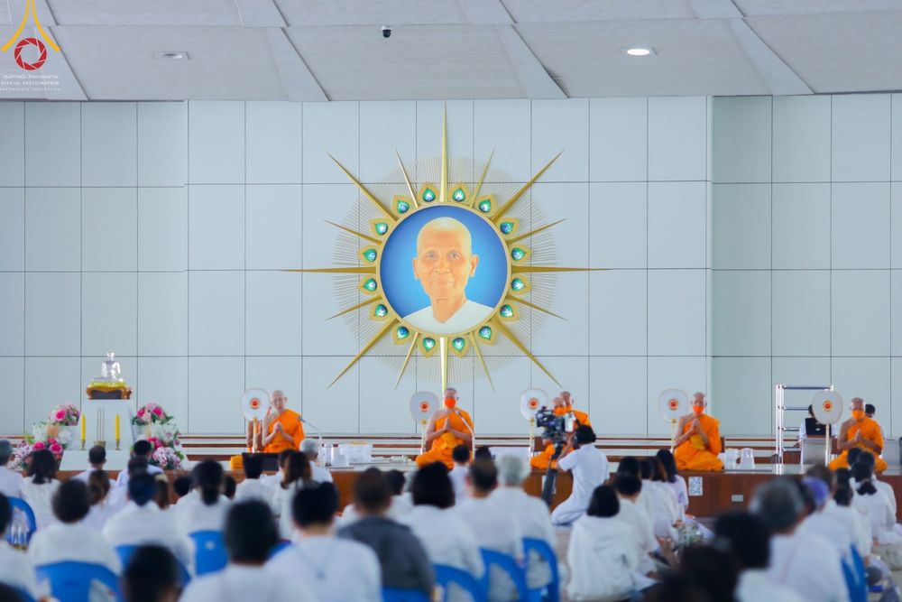 ภาพ No.68137:พิธีบุพเปตพลี ครั้งที่ 131 เพื่ออุทิศบุญกุศลแด่บรรพบุรุษผู้ล่วงลับ วันที่ 22 ธันวาคม พ.ศ. 2565 ณ วัดพระธรรมกาย