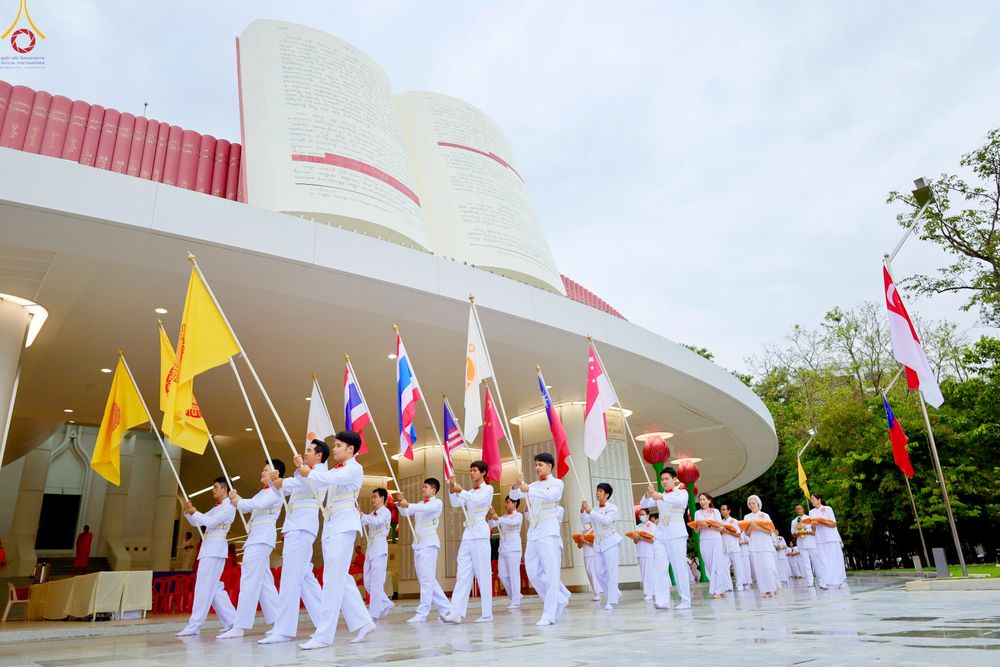 ภาพ No.338691:วันที่ 11 กรกฎาคม พศ.2569 พิธีบรรพชาอุปสมบท โครงการอุปสมบทหมู่ธรรมทายาทนานาชาติ  IDOP รุ่นที่ 21 (ภาษาจีน)  จากประเทศจีน มาเลเซีย สิงคโปร์ และไต้หวัน , โครงการบรรพชาสามเณรโรงเรียนนานาชาติ รุ่นที่ 15