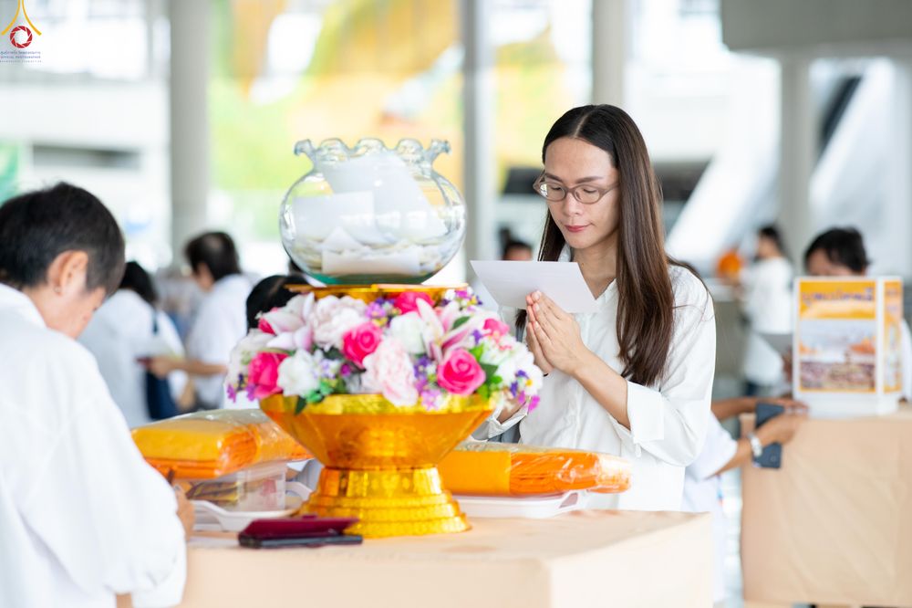 ภาพ No.343059:วันที่ 13 สิงหาคม พ.ศ.2569 พิธีบุพเปตพลี ครั้งที่ 186 ร่วมอุทิศส่วนกุศล แด่หมู่ญาติผู้ล่วงลับไปแล้ว และเป็นปัจจัยสนับสนุน การเผยแผ่พระพุทธศาสนา ณ หอฉันคุณยายอาจารย์ วัดพระธรรมกาย