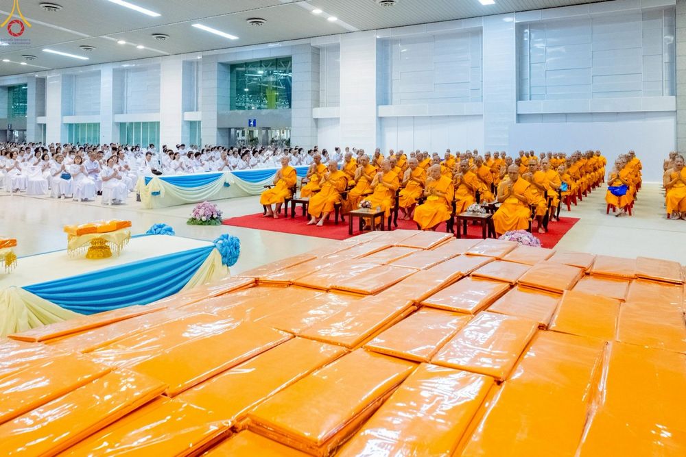 ภาพ No.244153:วันอาทิตย์ที่ 7 กันยายน พ.ศ. 2568 พิธีทอดผ้าป่าสมทบกฐินวัดพระธรรมกาย และสมทบกฐิน 30,000 วัดทั่วไทย ครั้งที่ 2 ณ ห้องแก้วสารพัดนึก 1 วัดพระธรรมกาย