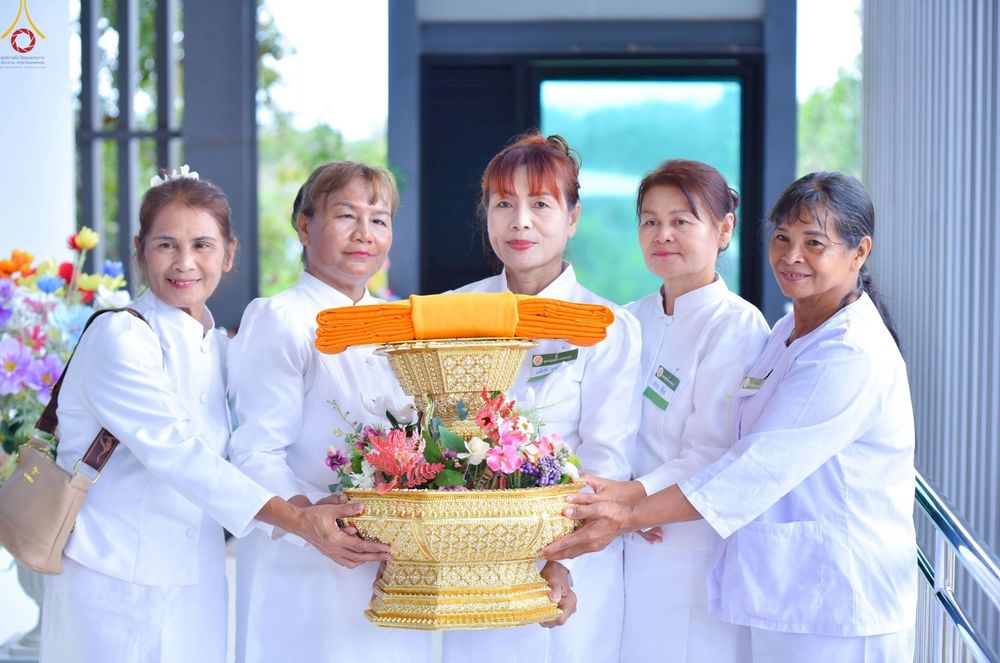 ภาพ No.250053:วันที่ 26-28 กันยายน พ.ศ. 2568 โครงการอบรมอุบาสกแก้ว อุบาสิกาแก้ว รุ่นที่ 3 ตัวแทนทอดกฐินสามัคคีทั่วไทย 30,000 วัด ณ ศูนย์ปฏิบัติธรรมจันทบุรี จ.จันทบุรี